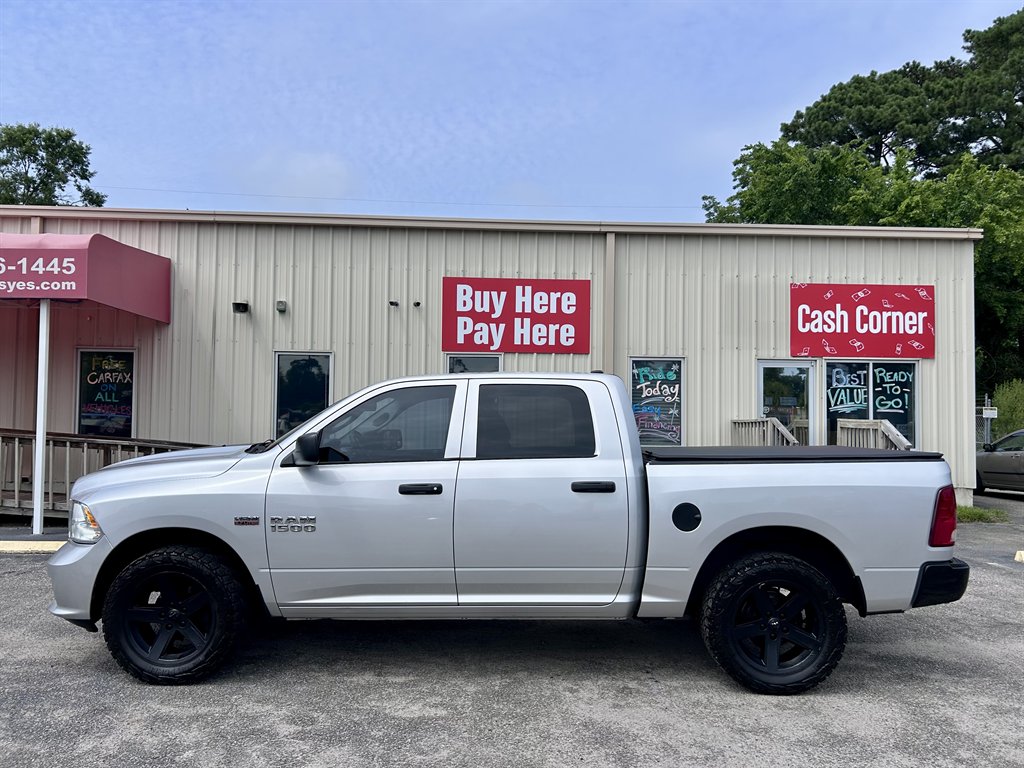 2016 RAM 1500 Express Crew Cab 5'7's photo